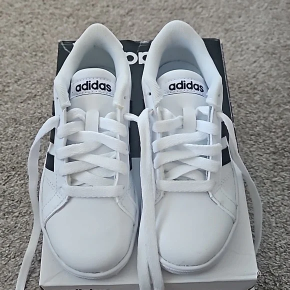 Adidas Baseline K Size 11K Black and White